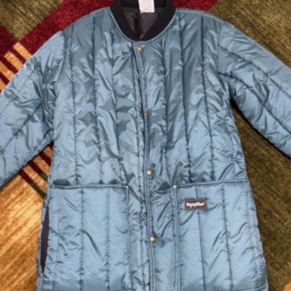 Refrigiwear Other - RefrigiWear Long Jacket Insulated Quilt Puffer Blue Size Large GREAT CONDITION